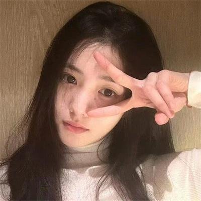 比基尼怪女