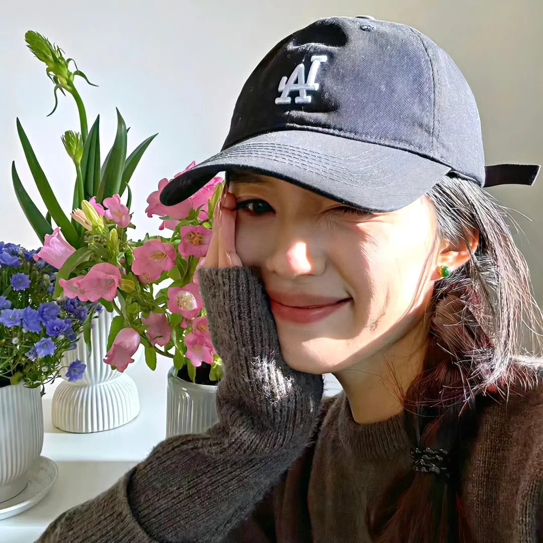 隔墙有情人